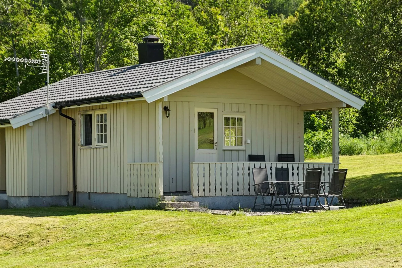 37340 (ØVERSTE HYTTE NR. 3)-Buitenlucht