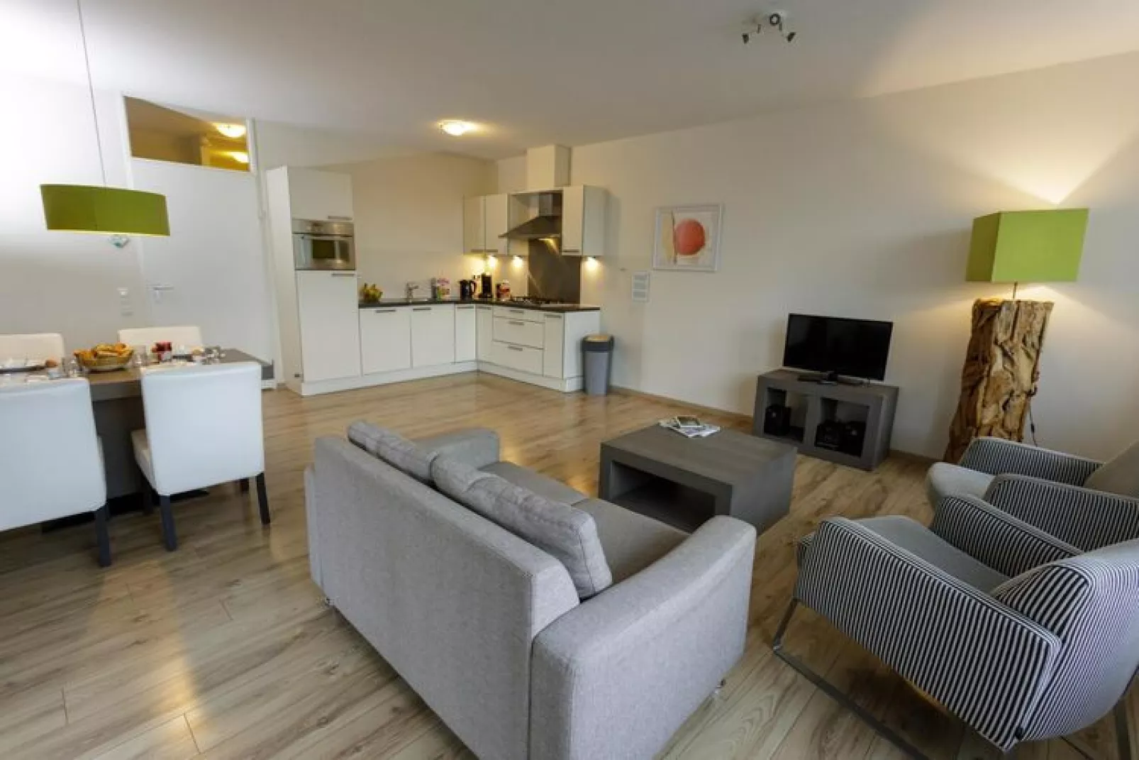 Appartement Ammersee Comfort, Eifeler Tor-Woonkamer
