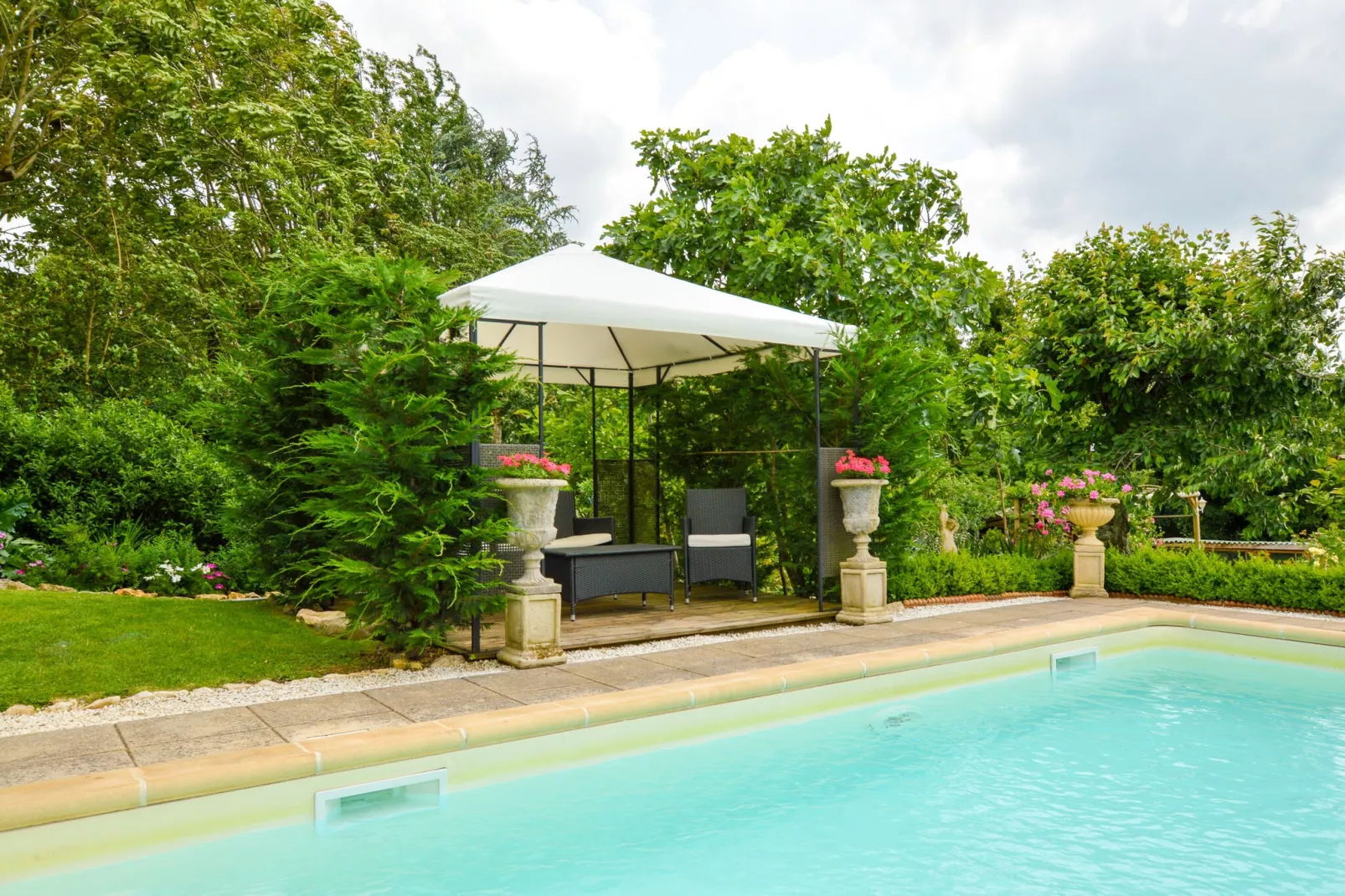 Maison fabuleuse avec piscine-Zwembad