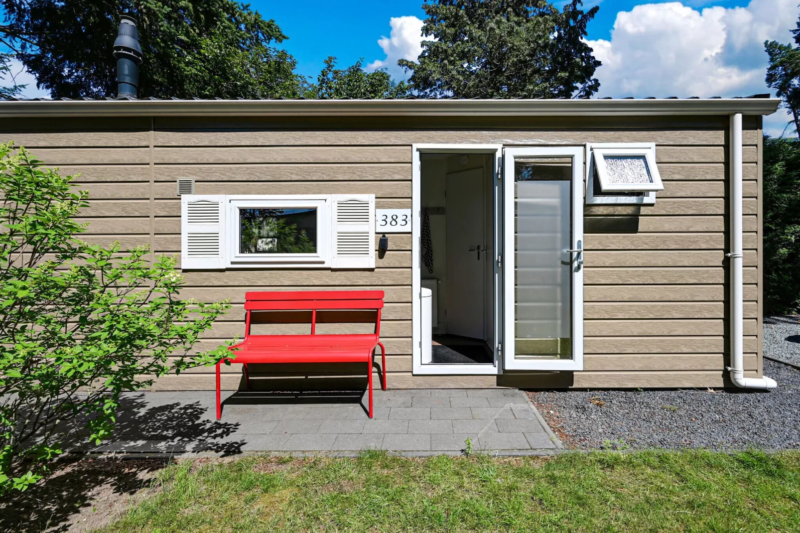 Chalet in hartje Veluwe-Hal-ontvangst