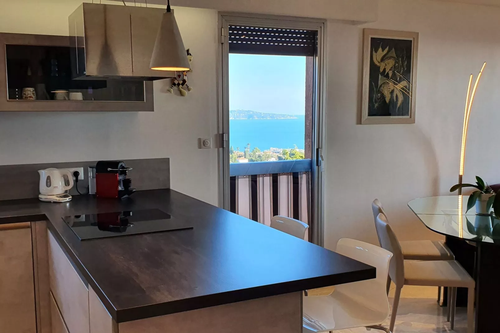 Appartement standing avec terrasse et vue mer à Nice-Keuken