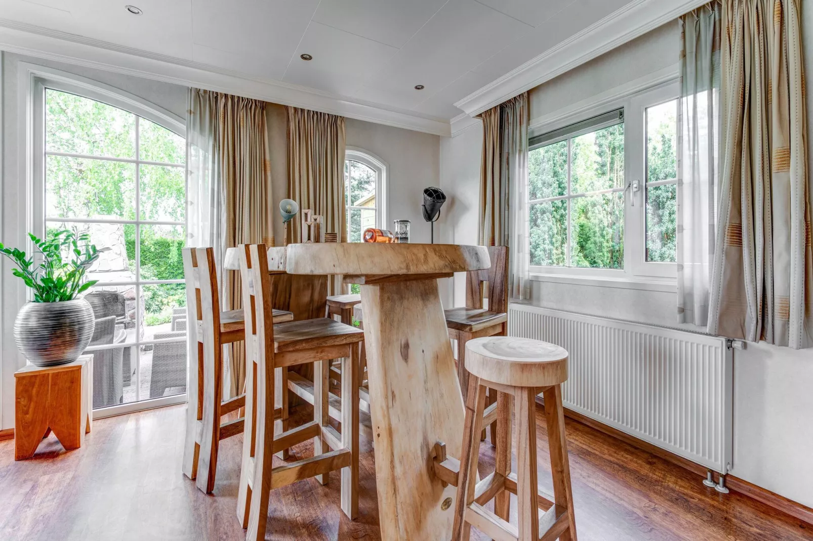 Chalet Kieftveen Voorthuizen 6 pax-Eetkamer