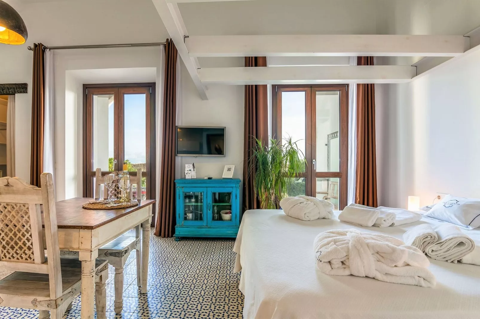 Estudio planta baja Vista al Mar Porche y Jardín 3-4-Slaapkamer