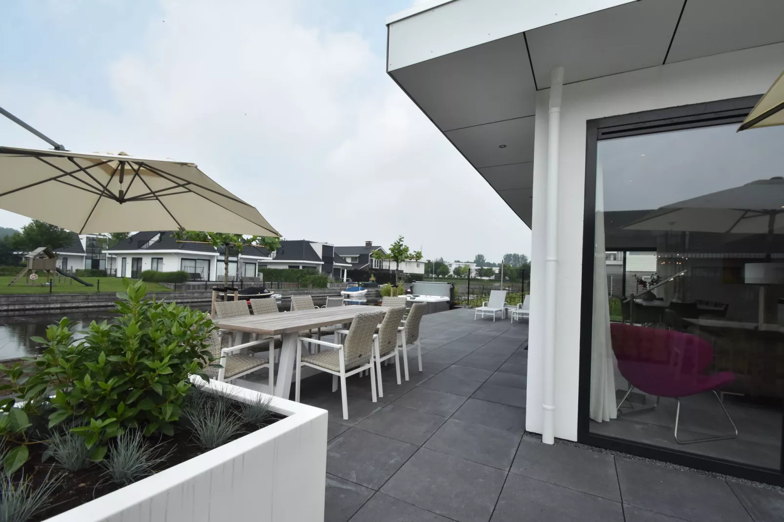 Villa Luxury Harderwijk 243-Terrasbalkon