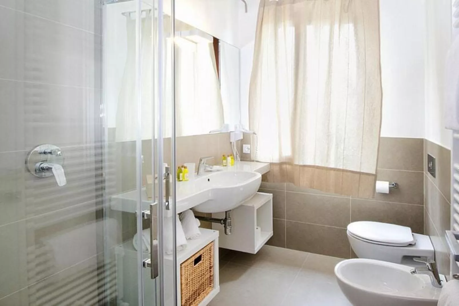 Apartment Limone Residence Nautic Resort San Carlo Gargnano-Quadrilo 110qm-Badkamer