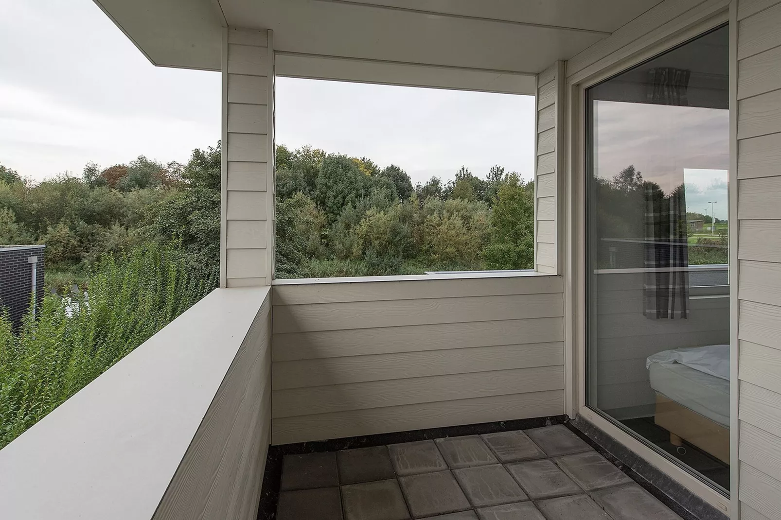 Luxe villa Harderwijk 207-Terrasbalkon