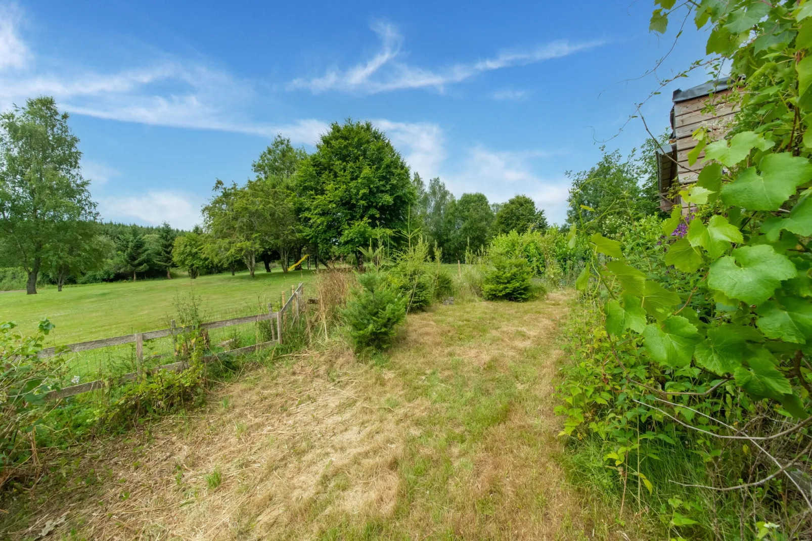 Charmante habitation pour 8 Adultes-Tuinen zomer
