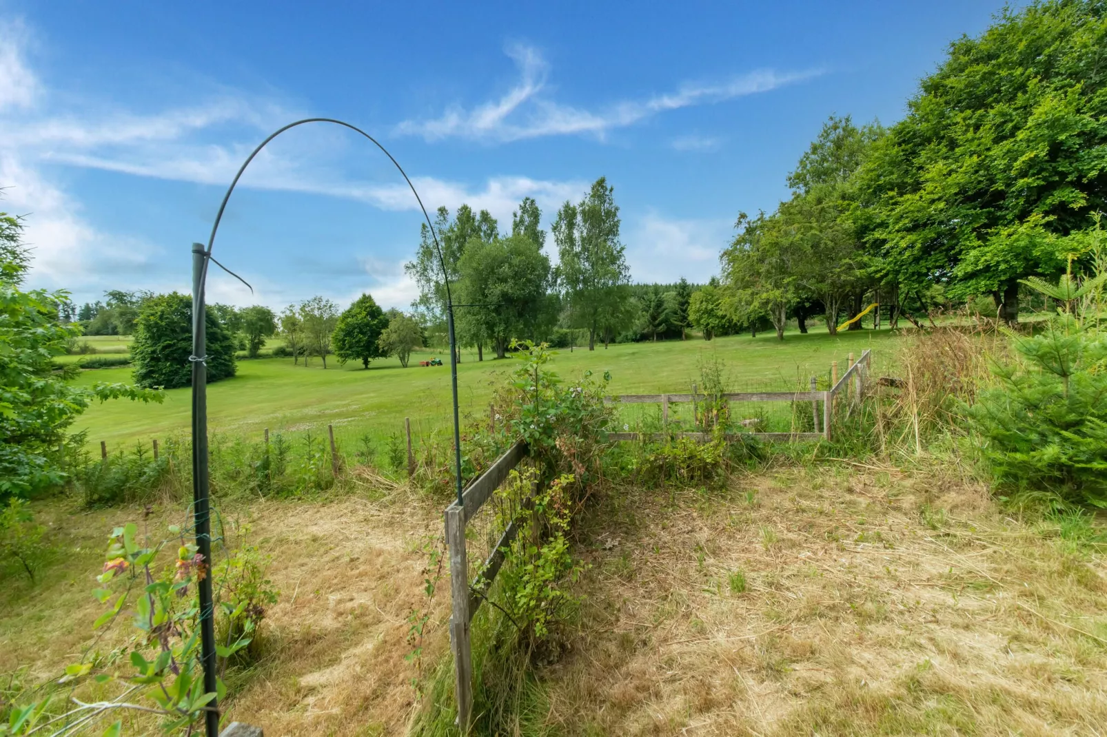 Charmante habitation pour 8 Adultes-Tuinen zomer