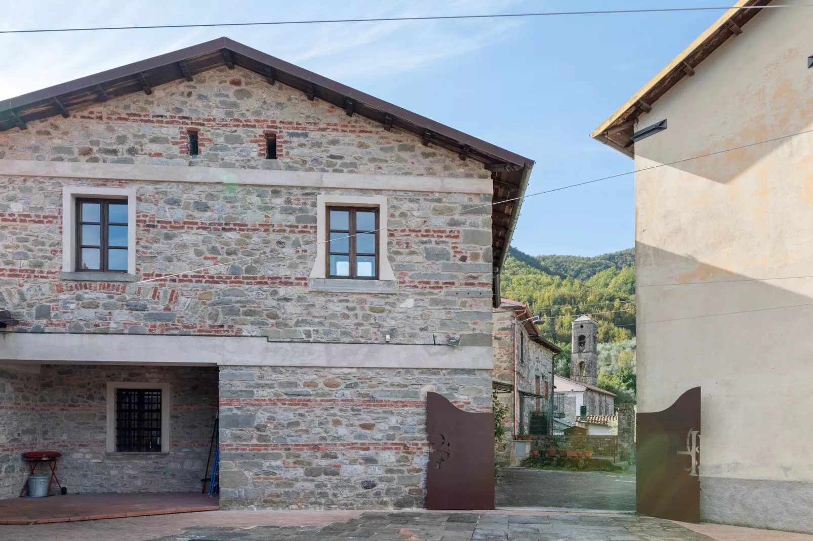 Castello di Argigliano 1-Buitenkant zomer