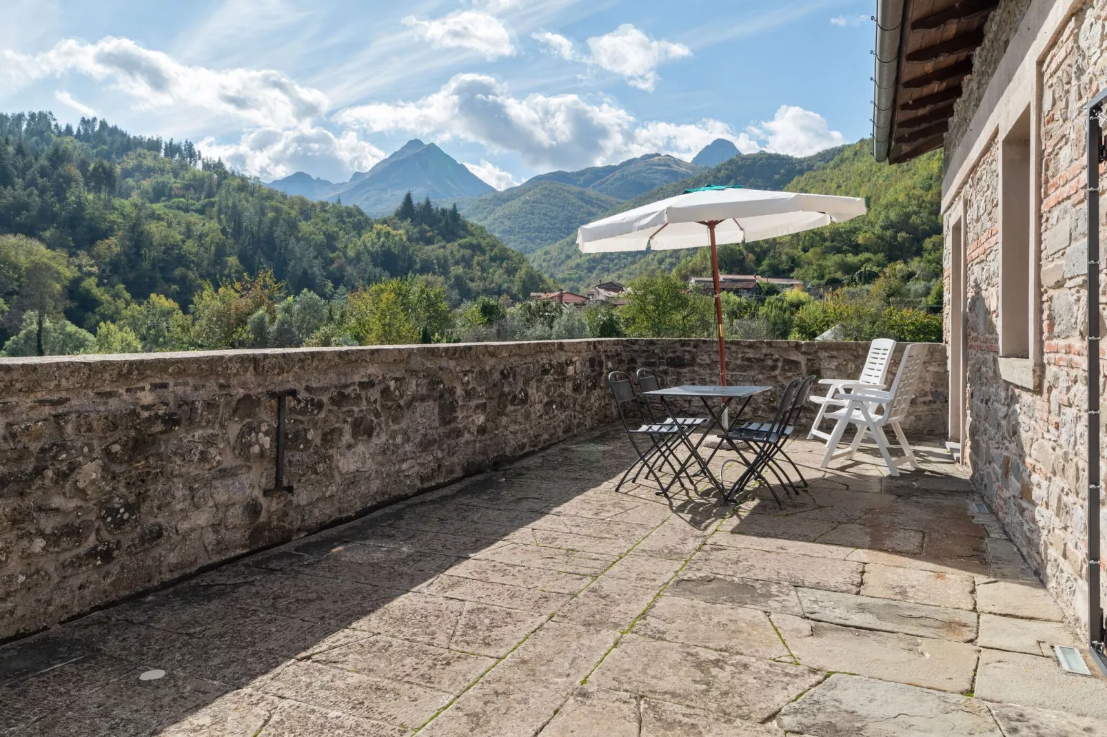 Castello di Argigliano 1-Terrasbalkon