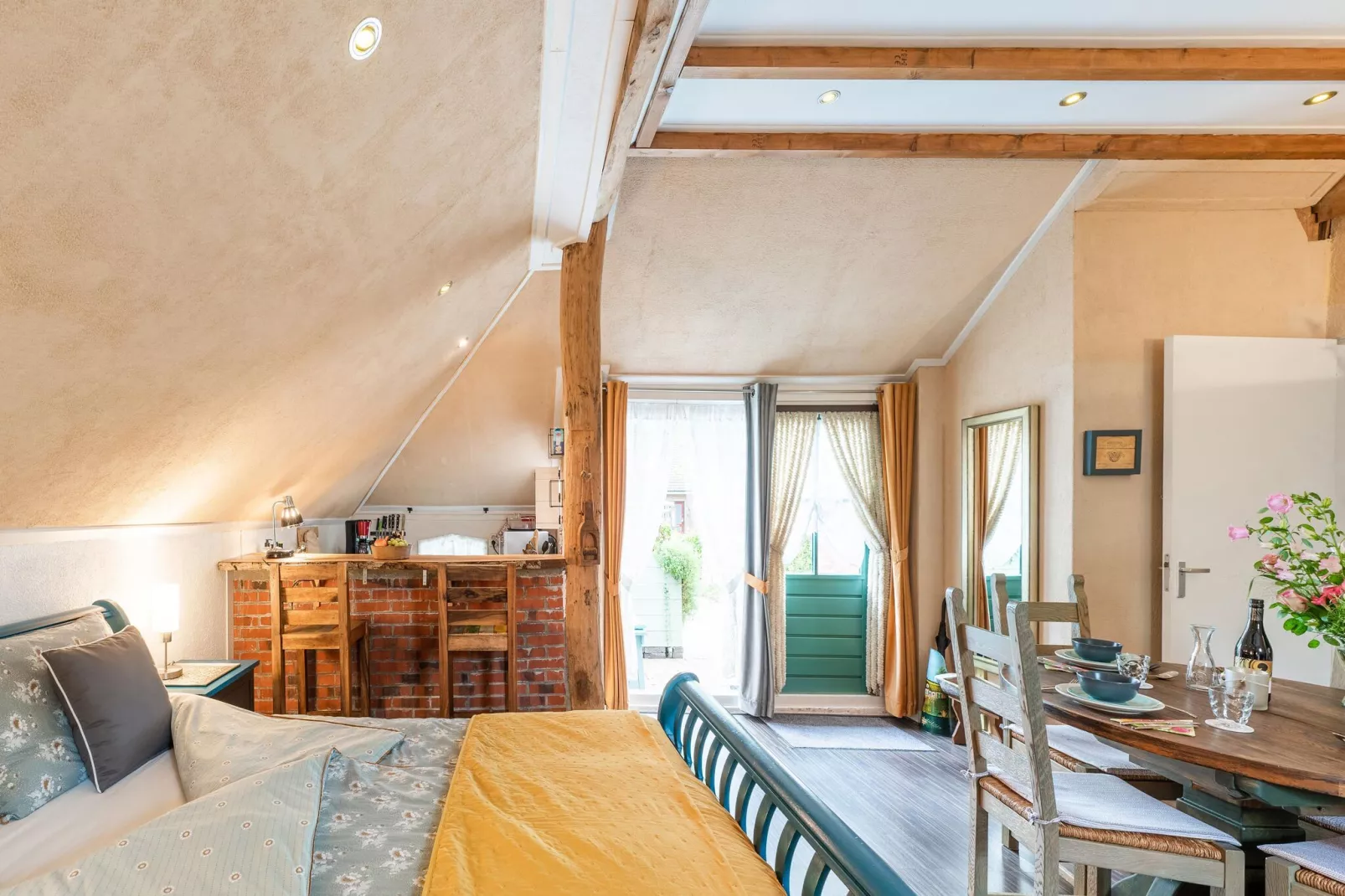 Logeerboerderijtje 'De Rietkap' Gieten-Slaapkamer