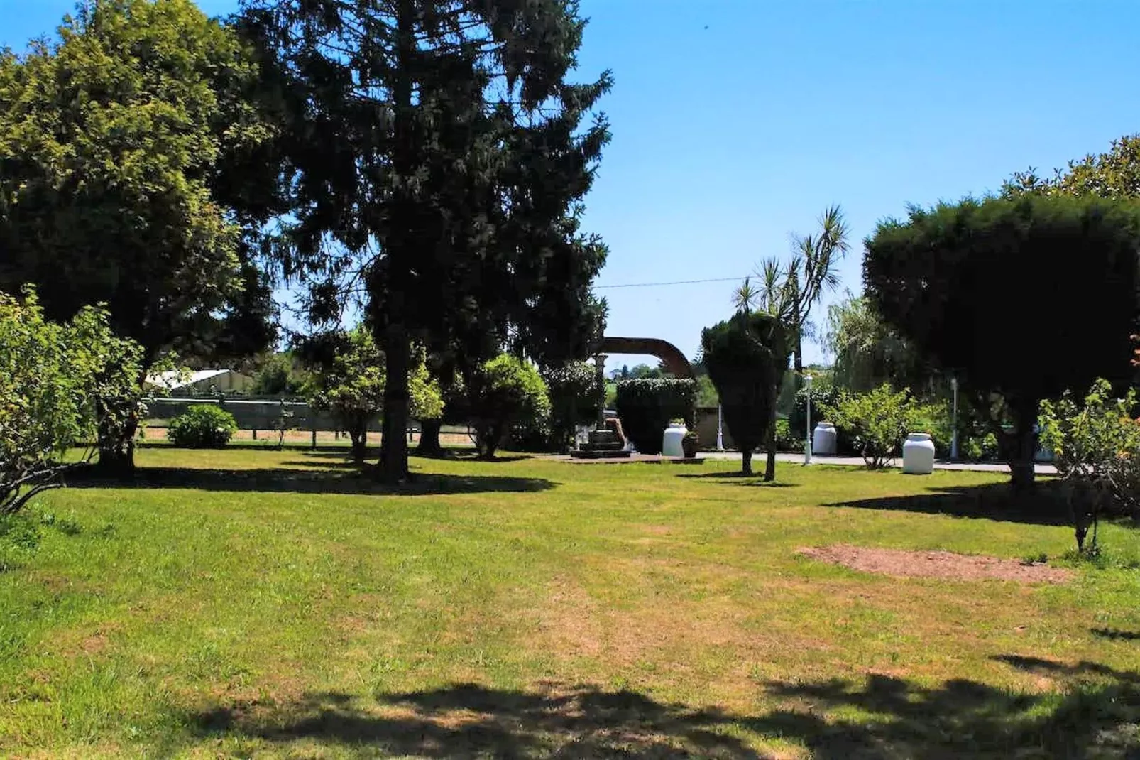 Hacienda Lugar de Sinde-Uitzicht zomer