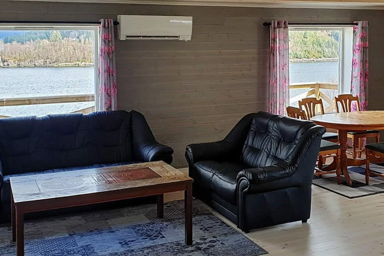 8 persoons vakantie huis in Svelgen-Binnen