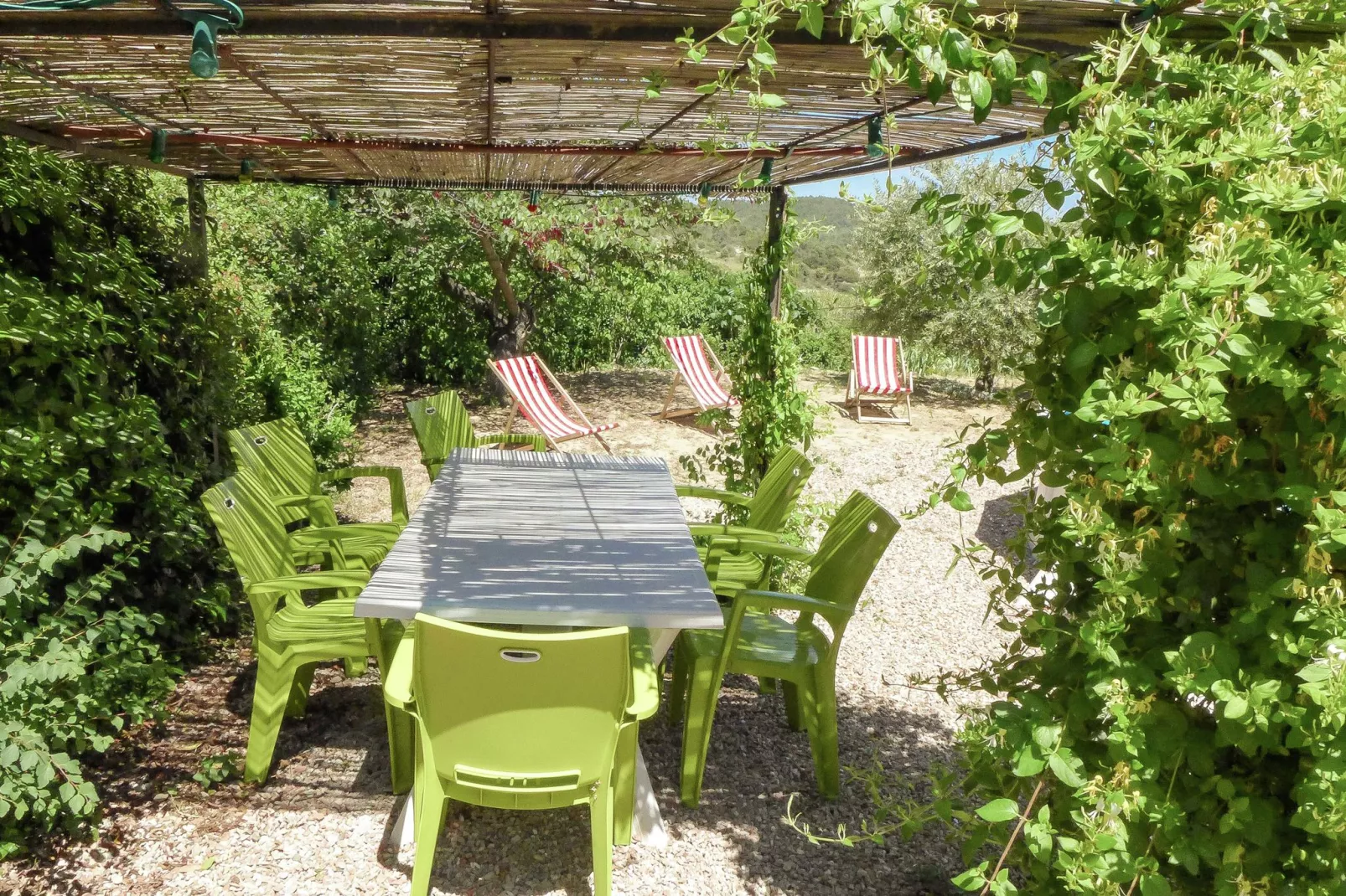 Maison de vacances - LA CAUNETTE-Terrasbalkon