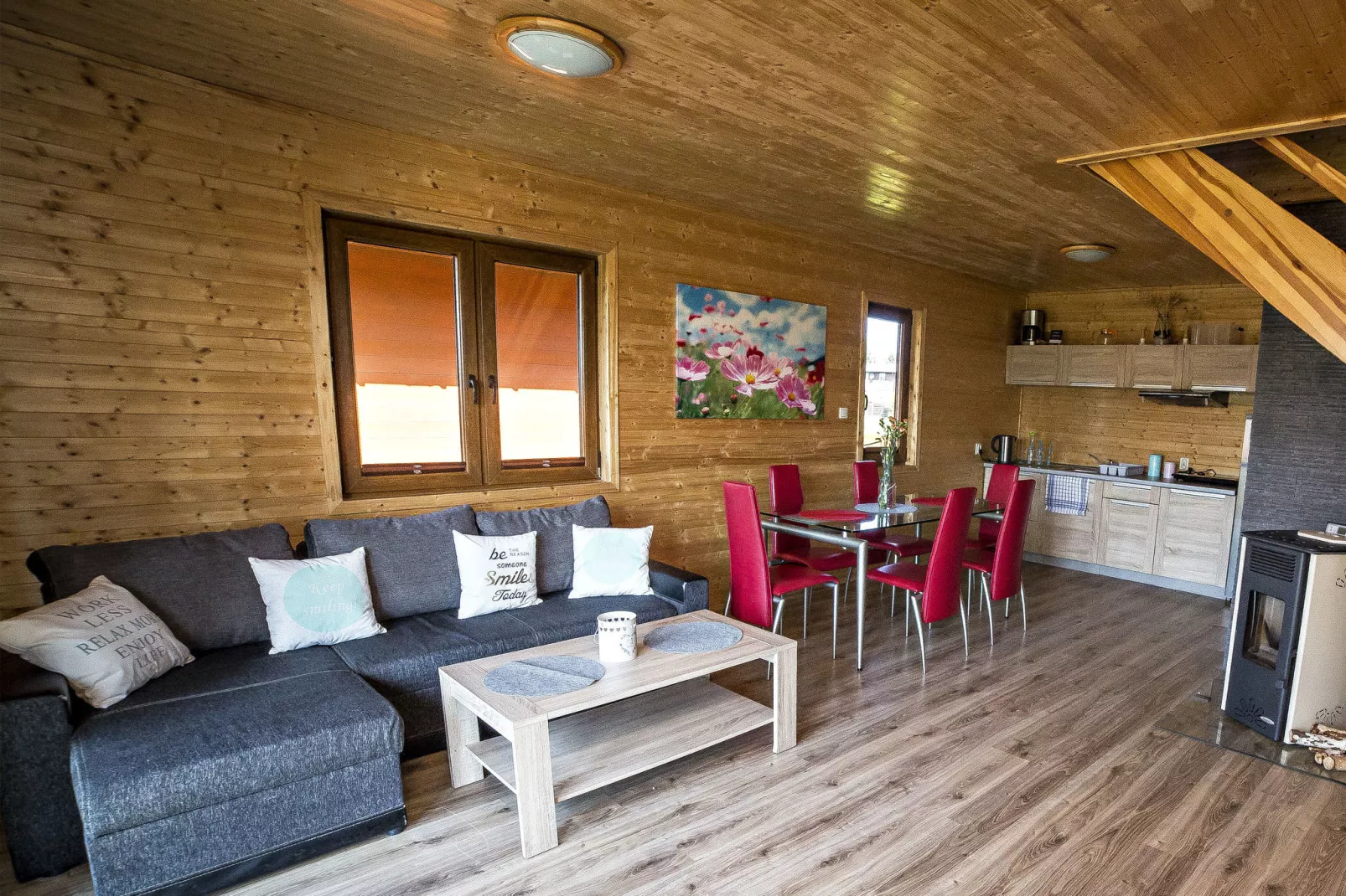 House Jamno Lake