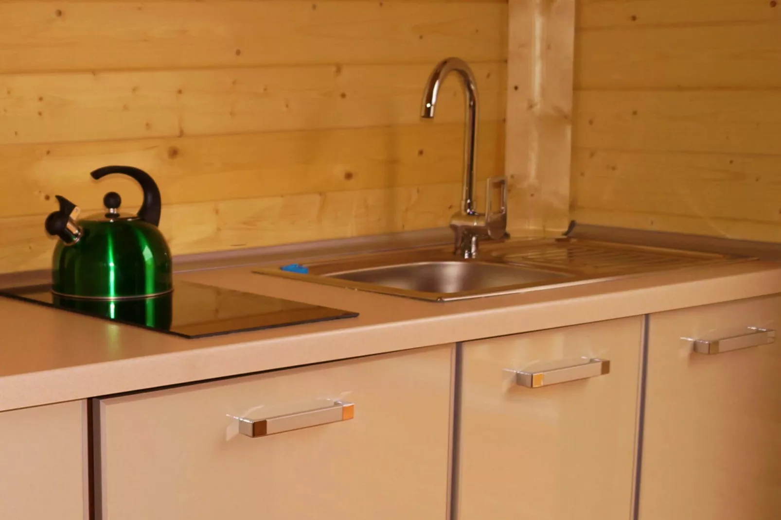 Vakantiehuis in Mielno, vlakbij het meer-Keuken