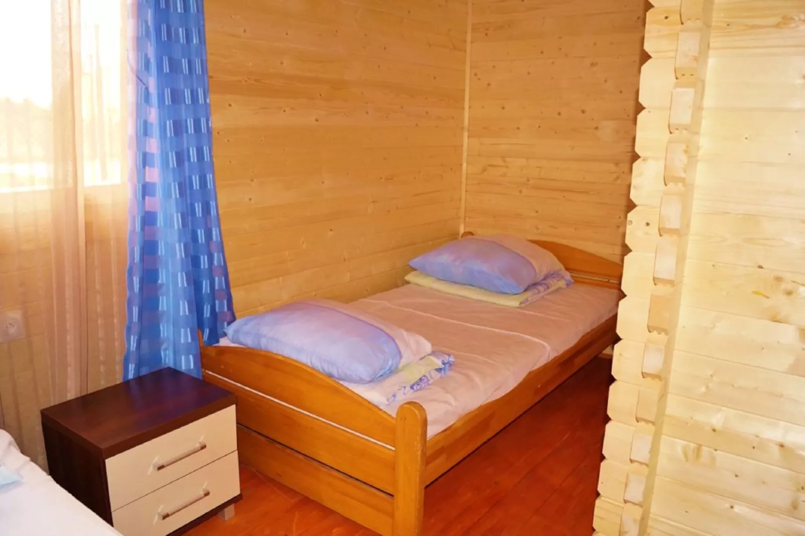 Sfeervol vakantiehuis in Mielno vlak bij zee-Slaapkamer