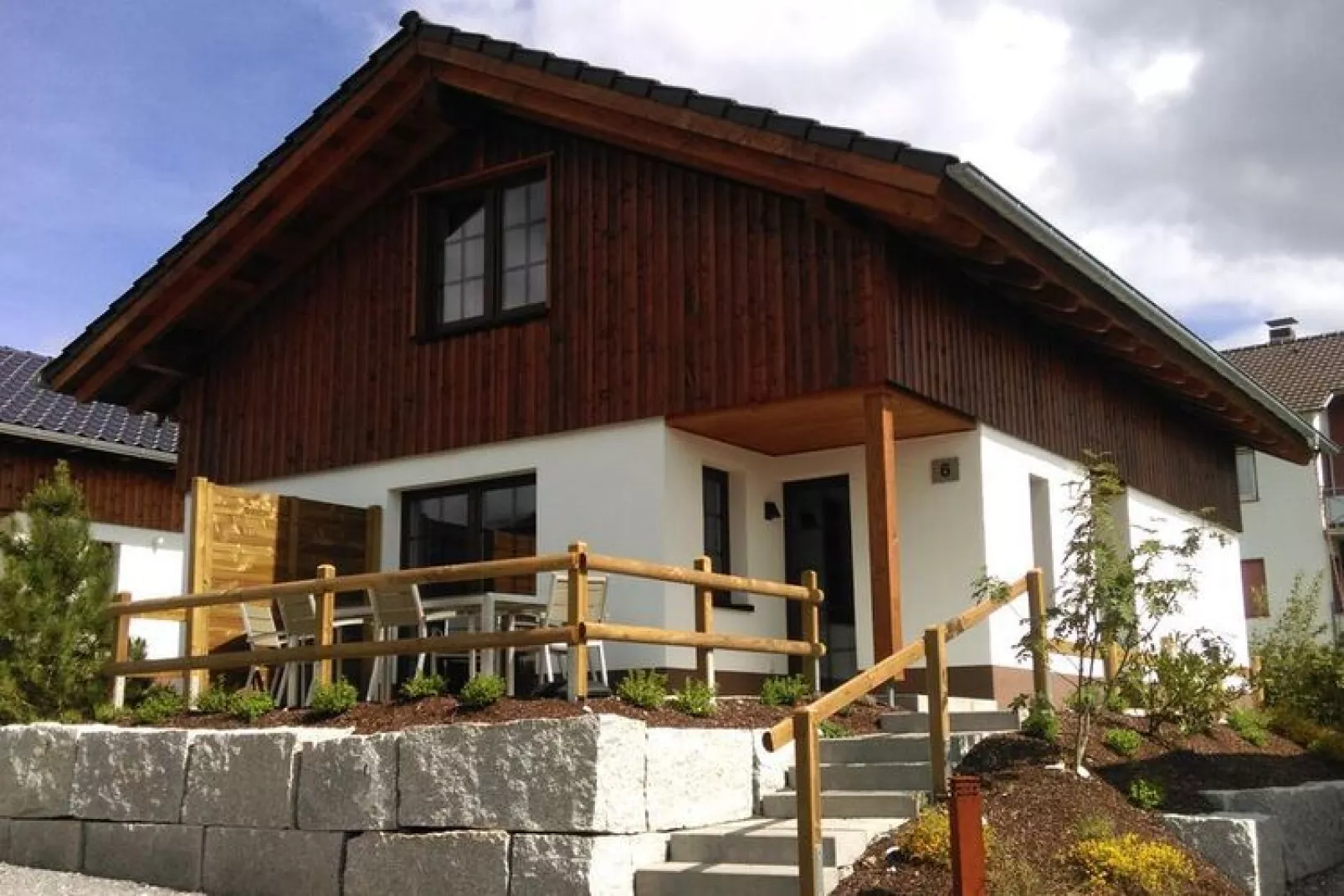 Premiumchalet bis 2 Pers-Buitenkant zomer
