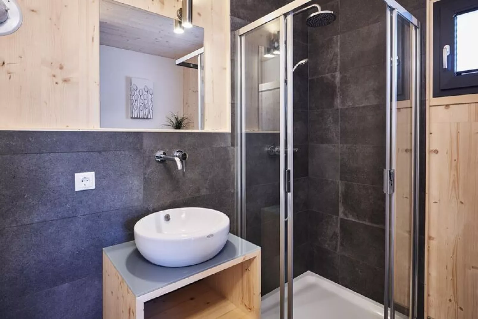 Chalets Bergeralm, Steinach am Brenner-Wellness Chalet XL - 8 Personen-Badkamer