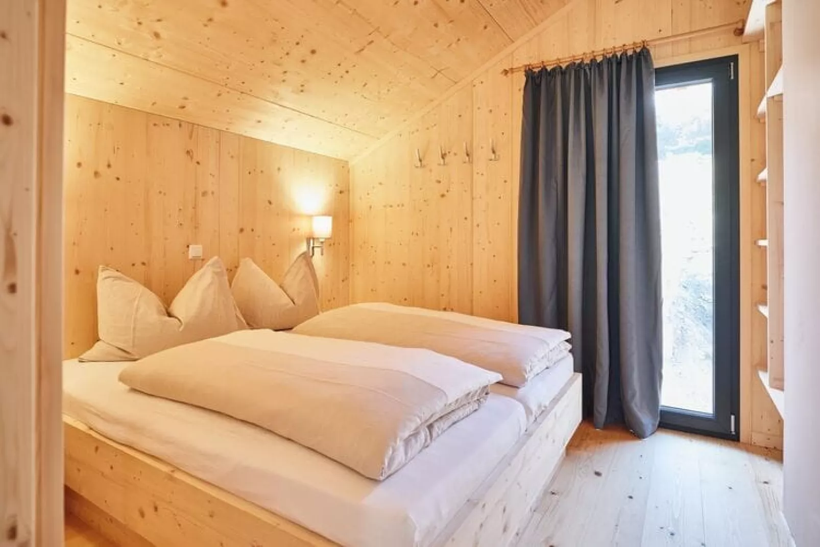 Chalets Bergeralm, Steinach am Brenner-Wellness Chalet XL - 8 Personen-Slaapkamer