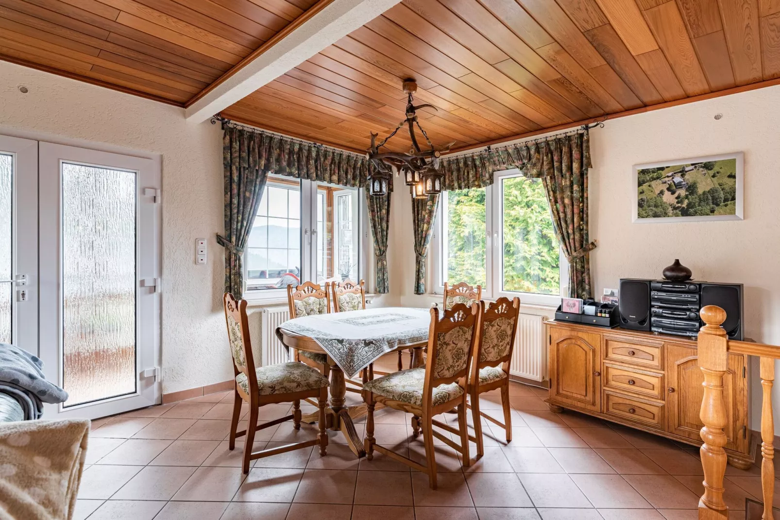 Ferienhaus Oase-Eetkamer