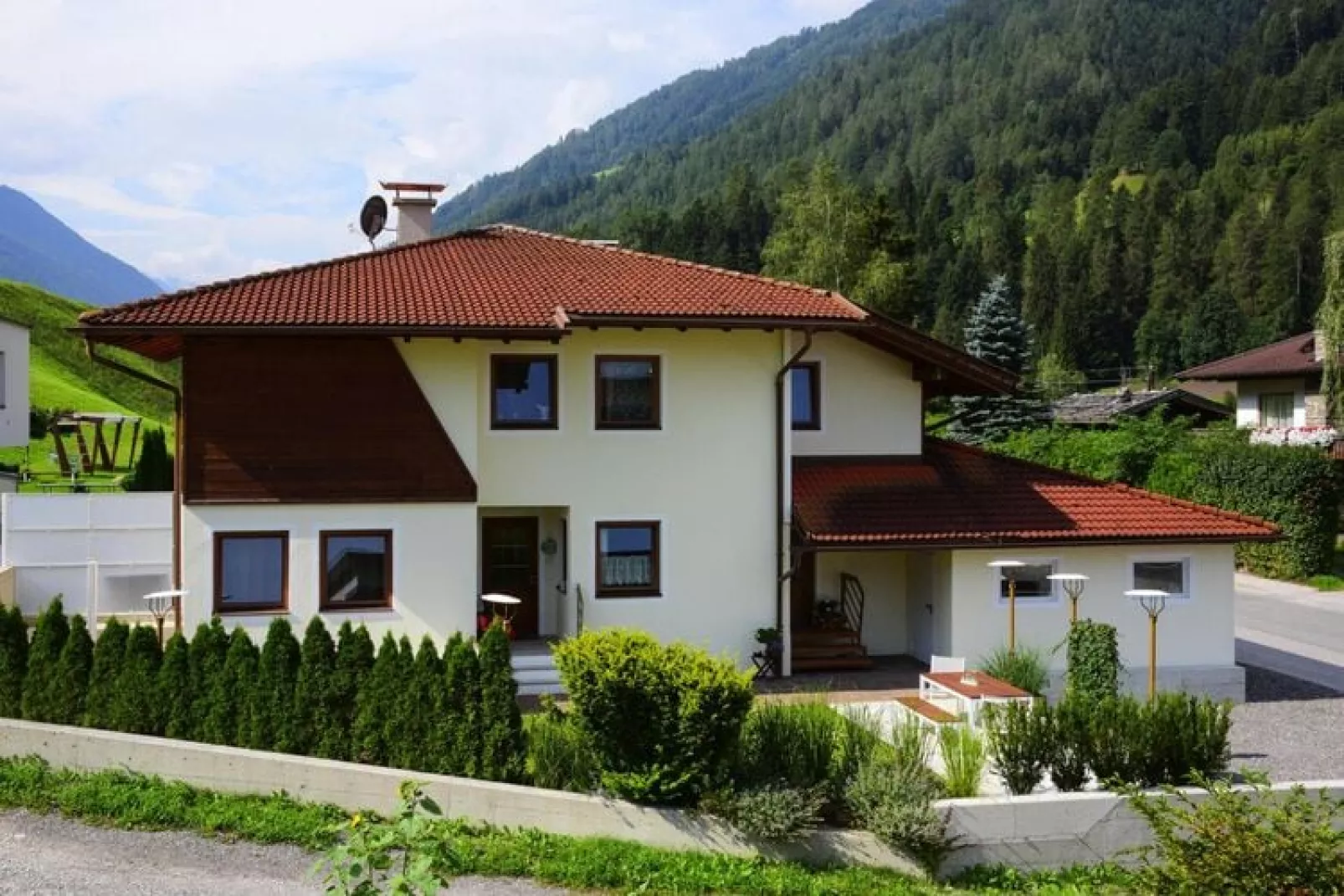 Apartments Gfirig und FeinPenz Andrea, Fulpmes-fein-Buitenkant zomer