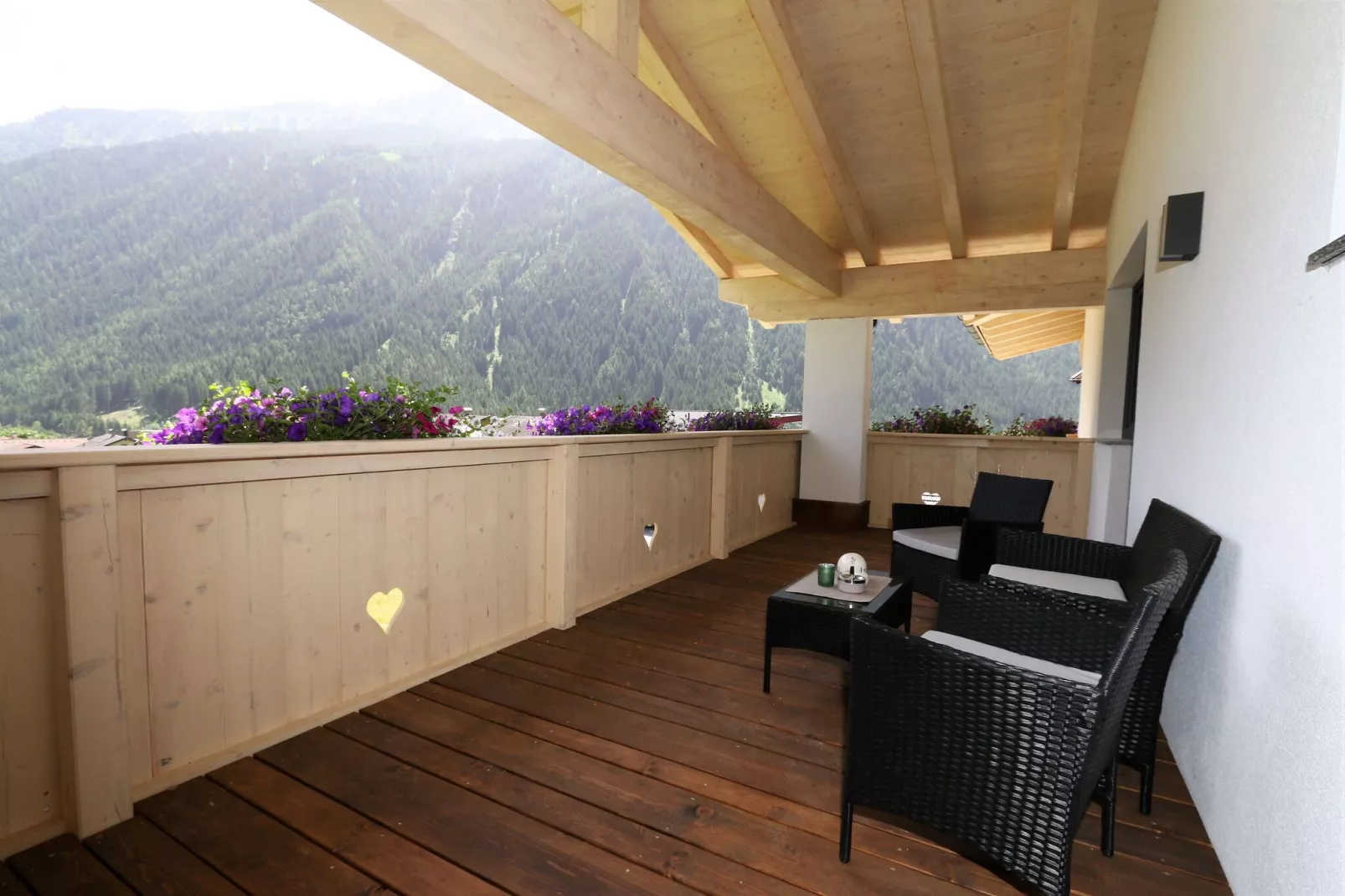 Haus Alpenpanorama-Terrasbalkon