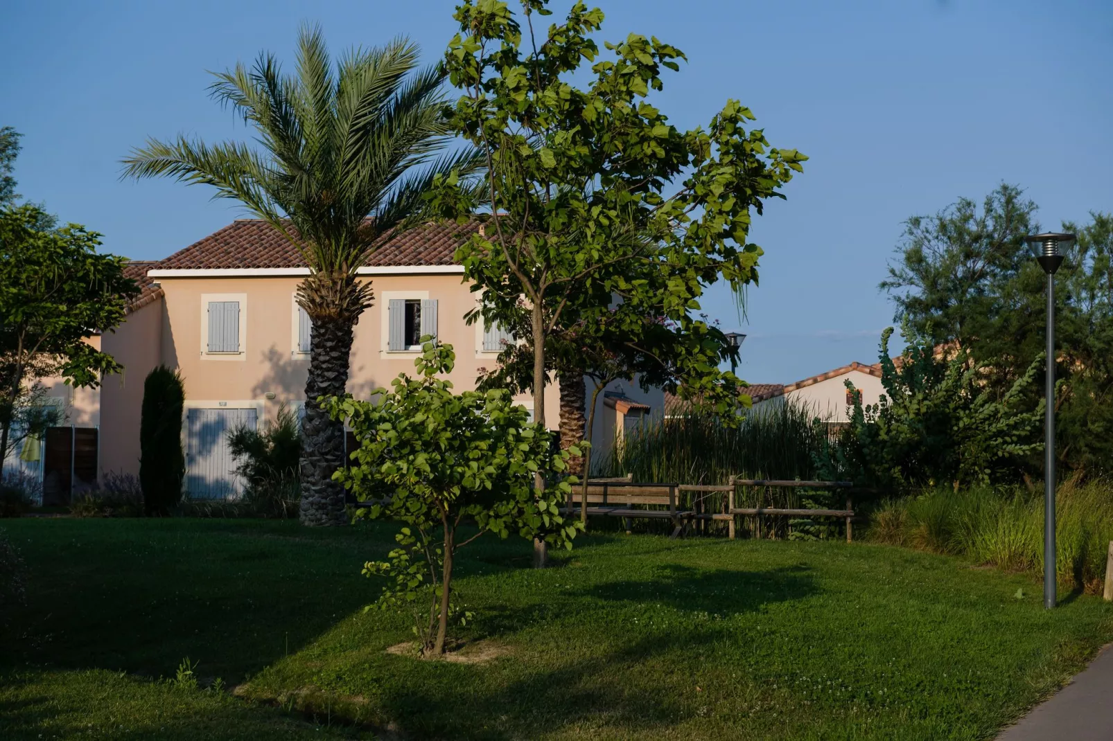 Le Domaine du Golf 7-Buitenkant zomer