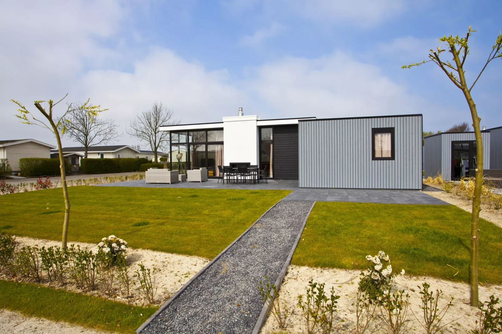 Resort Schoneveld 8-Buitenkant zomer