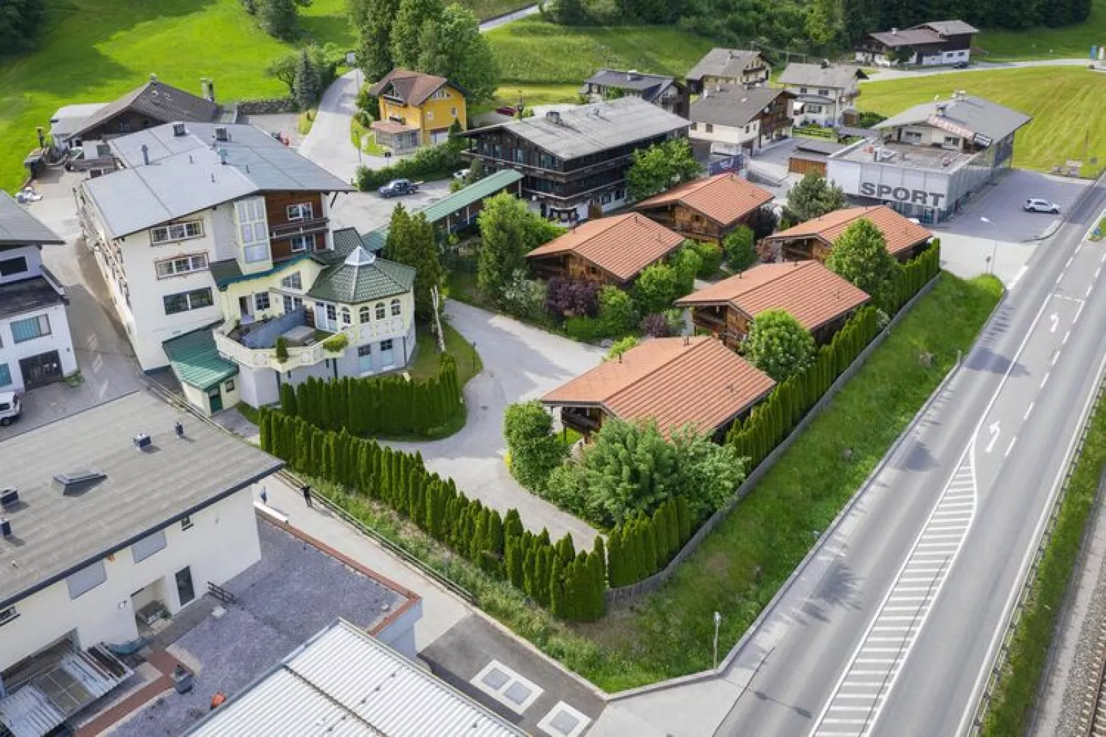 Chalets Almdorf Zillertal Fügen-Haus 6 Personen-Gebieden zomer 1km