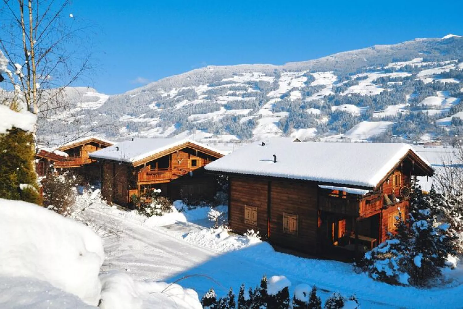 Chalets Almdorf Zillertal Fügen-Haus 6 Personen-Exterieur winter