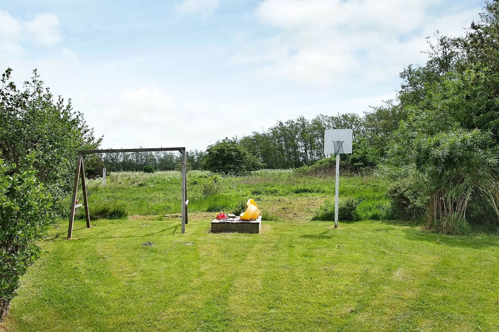 Inspirerend vakantiehuis in Jutland met terras-Uitzicht