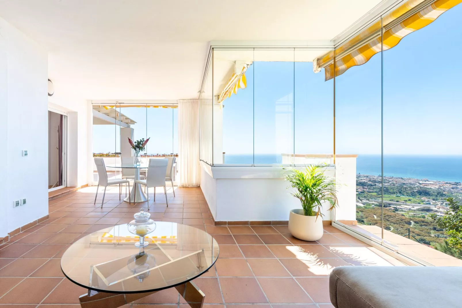 La Zenaida II-Terrasbalkon