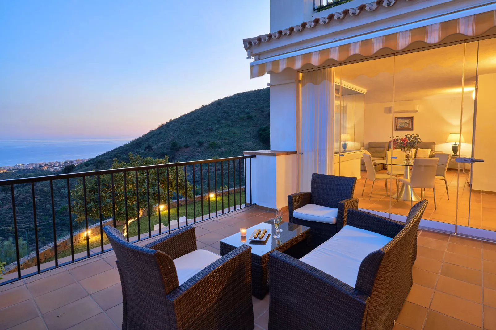 La Zenaida II-Terrasbalkon