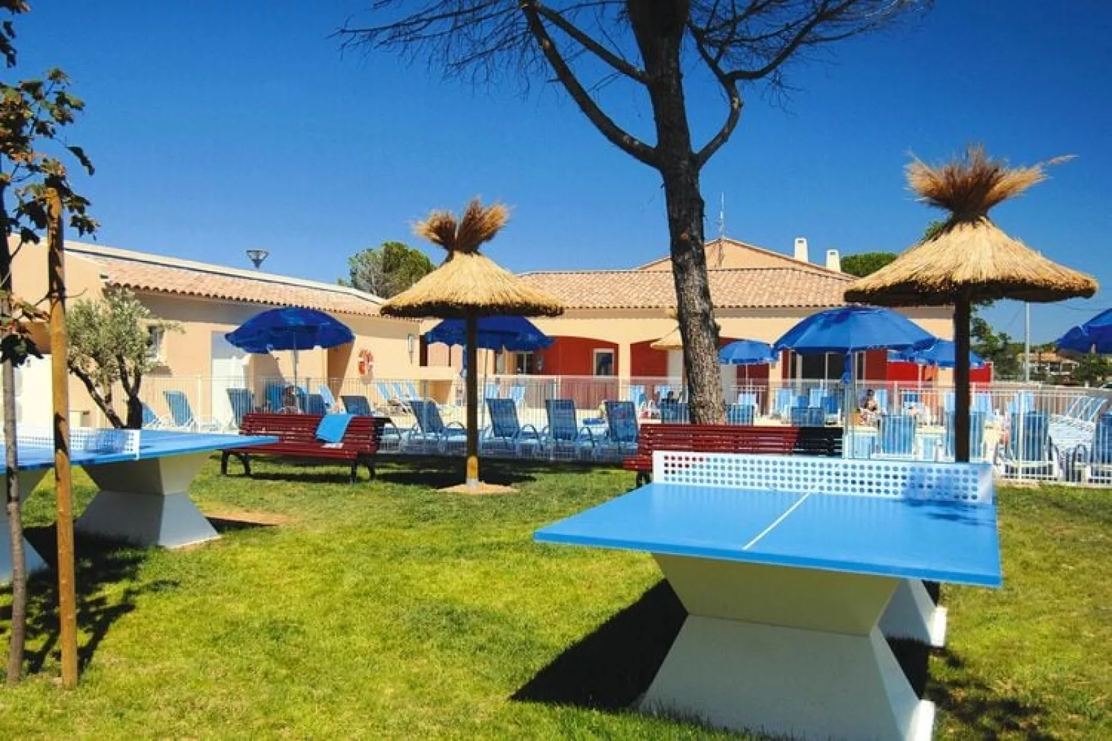 Appartement in Aigues-Mortes met een gedeeld zwembad-Parkfaciliteiten