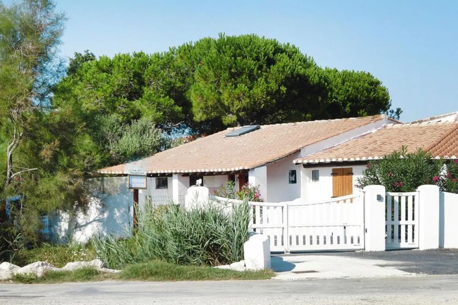 Doppelhaushälfte in Saintes-Maries-de-la-Mer-Buitenlucht