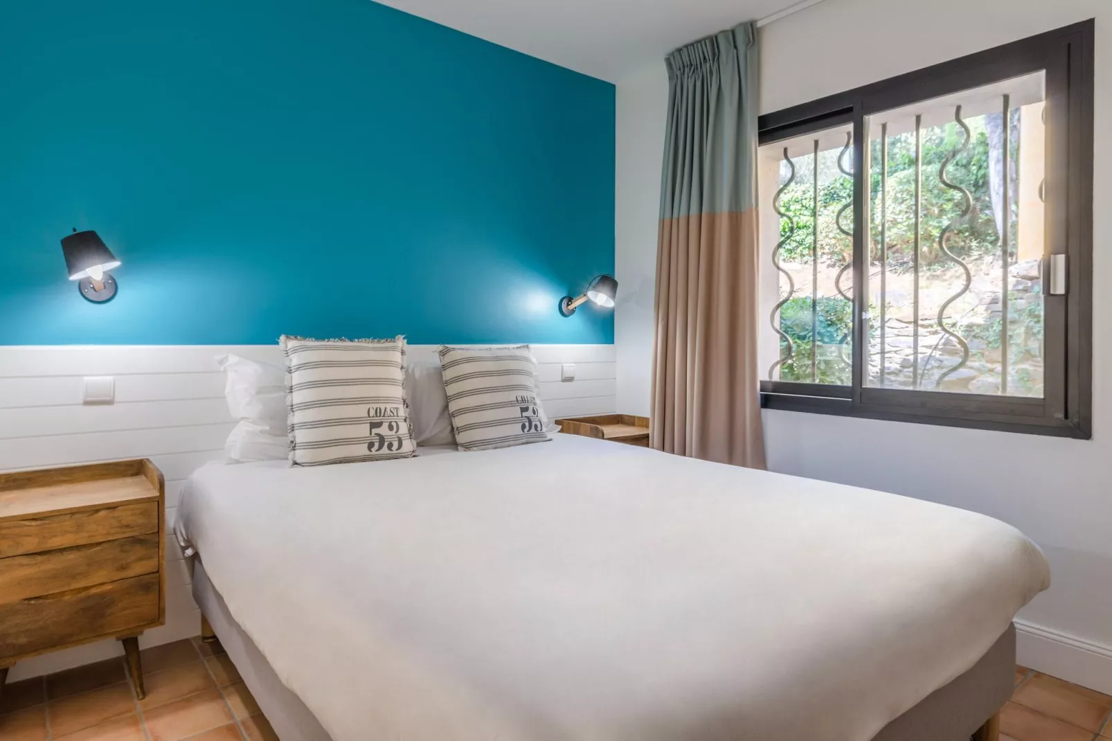 Residence du Bailli Rayol-Canadel-sur-Mer-Apt 2/4 pers RDJ vue jardin-Slaapkamer