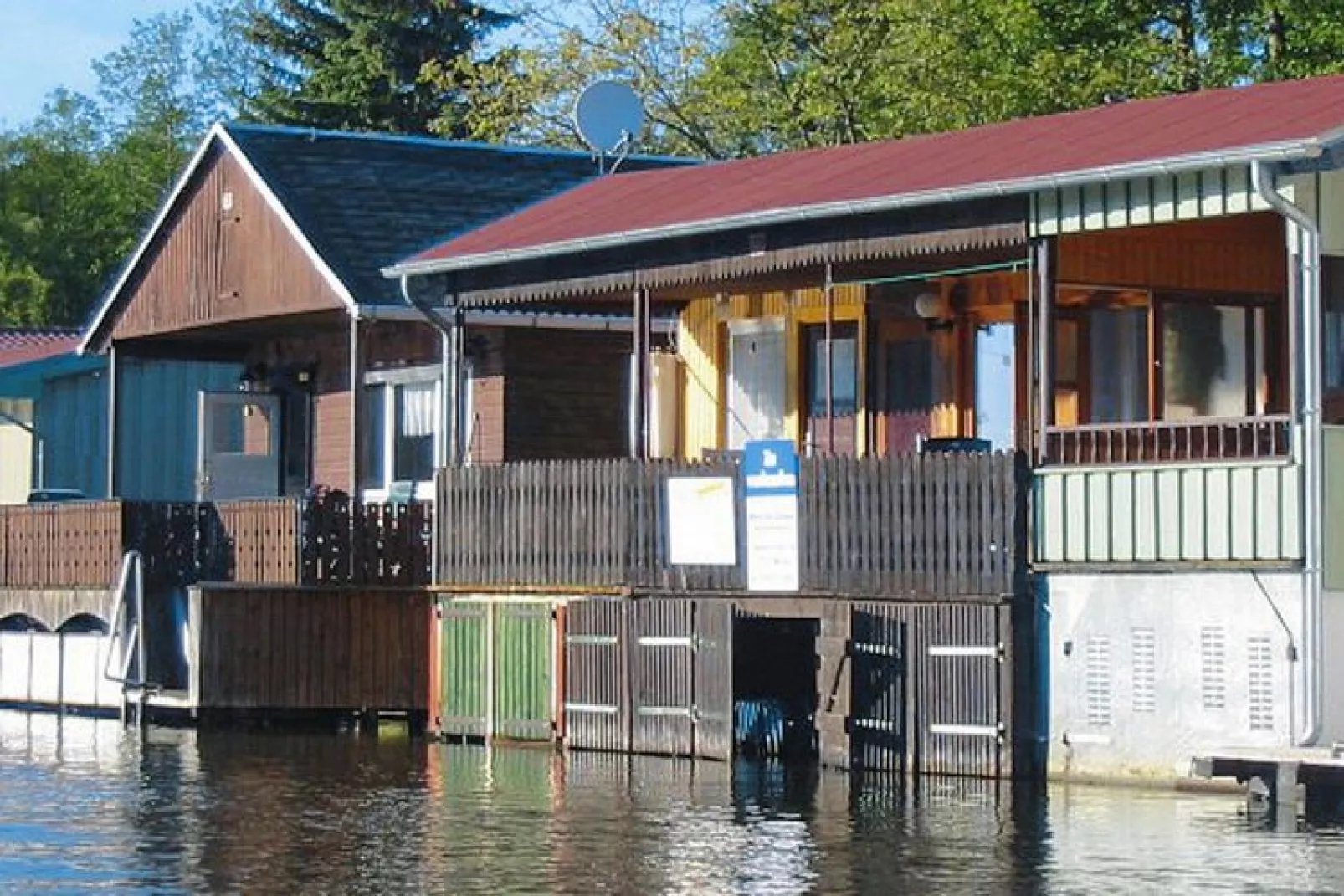 Bootshaus 26 qm-Buitenkant zomer