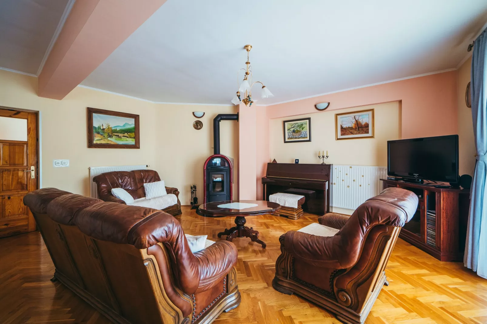 Villa Estera-Woonkamer