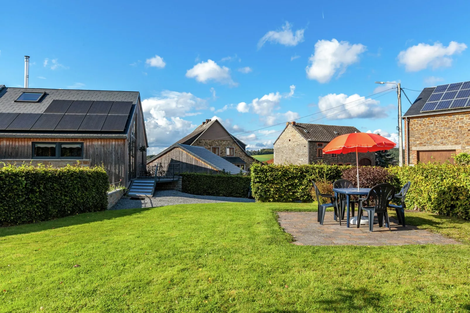 Macray La Colline aux Framboises-Terrasbalkon