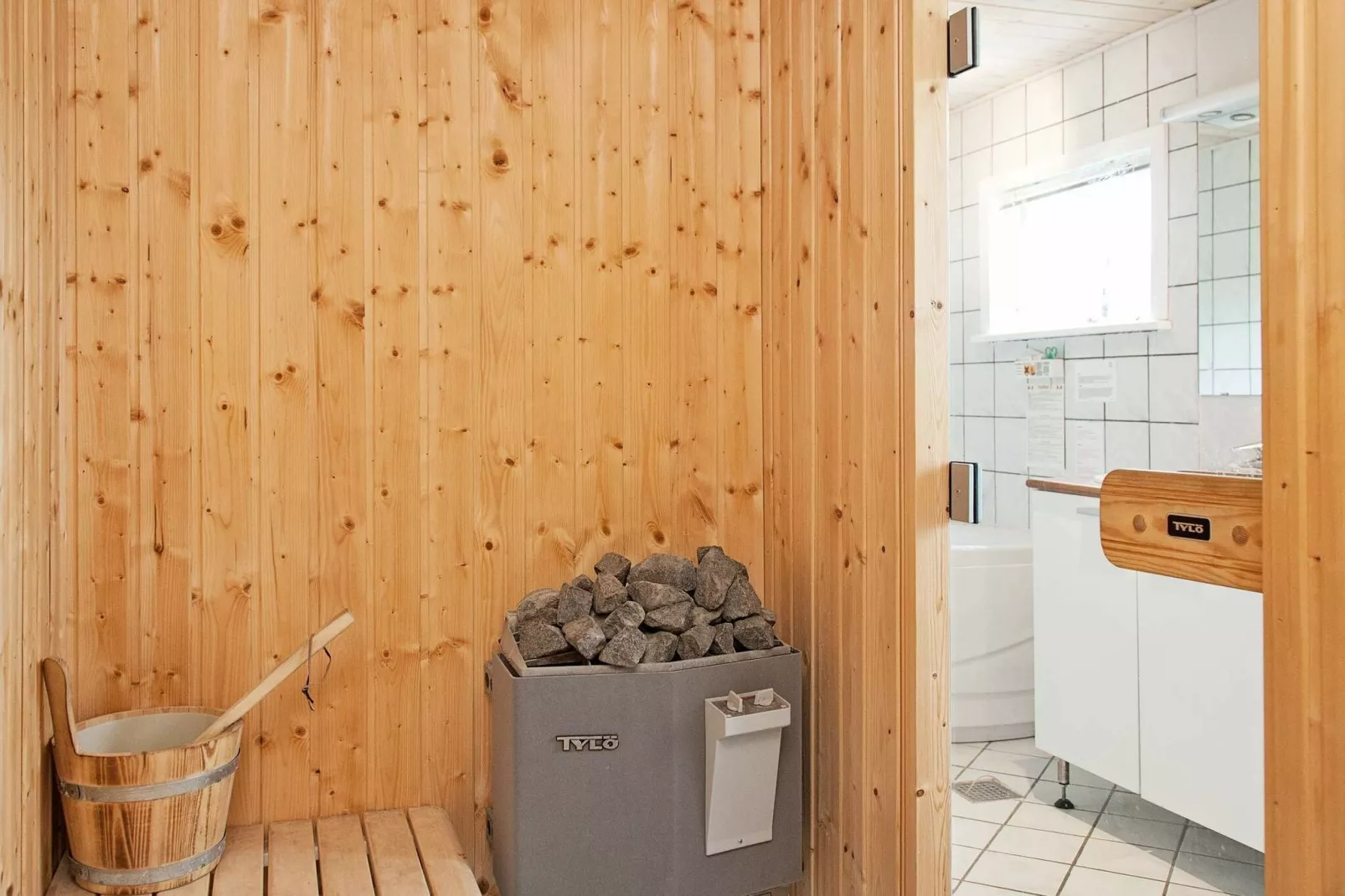 8 persoons vakantie huis in Dannemare-By Traum-Sauna