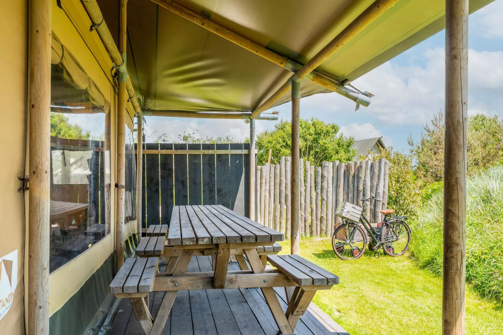 Duynpark Het Zwanenwater Wood Lodge Callantsoog 8-Terrasbalkon