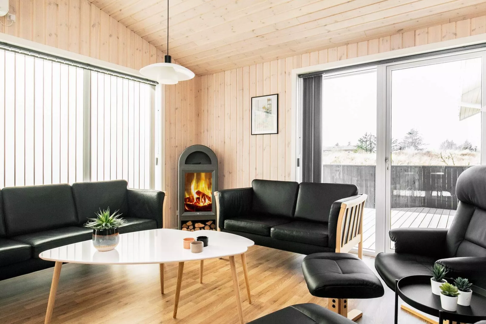 Luxe kusttoevluchtsoord in Tornby-By Traum-Binnen