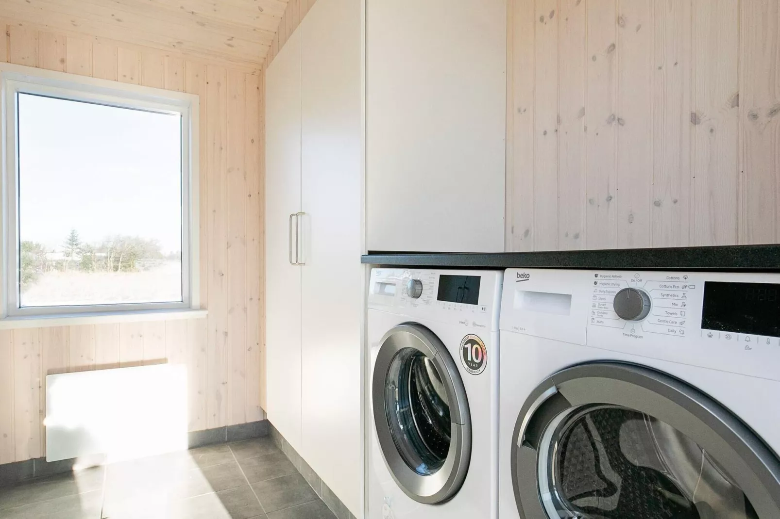 Luxe kusttoevluchtsoord in Tornby-By Traum-Binnen
