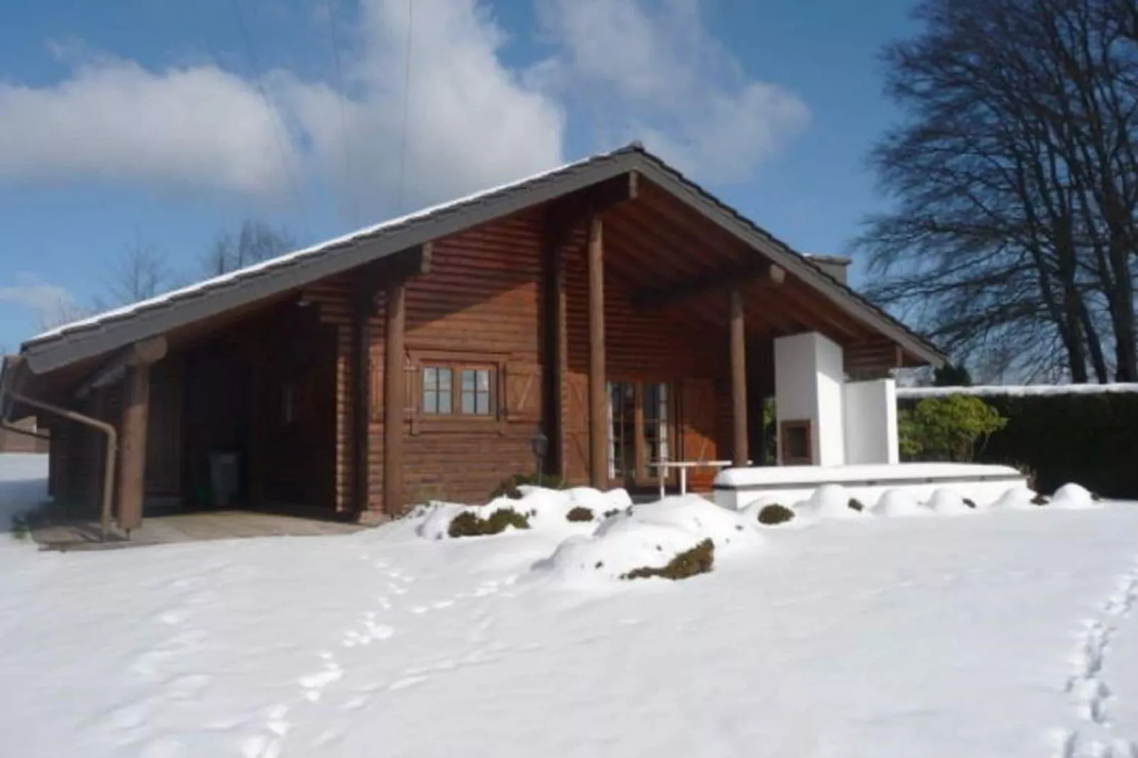 Lodge des Fagnes-Exterieur winter