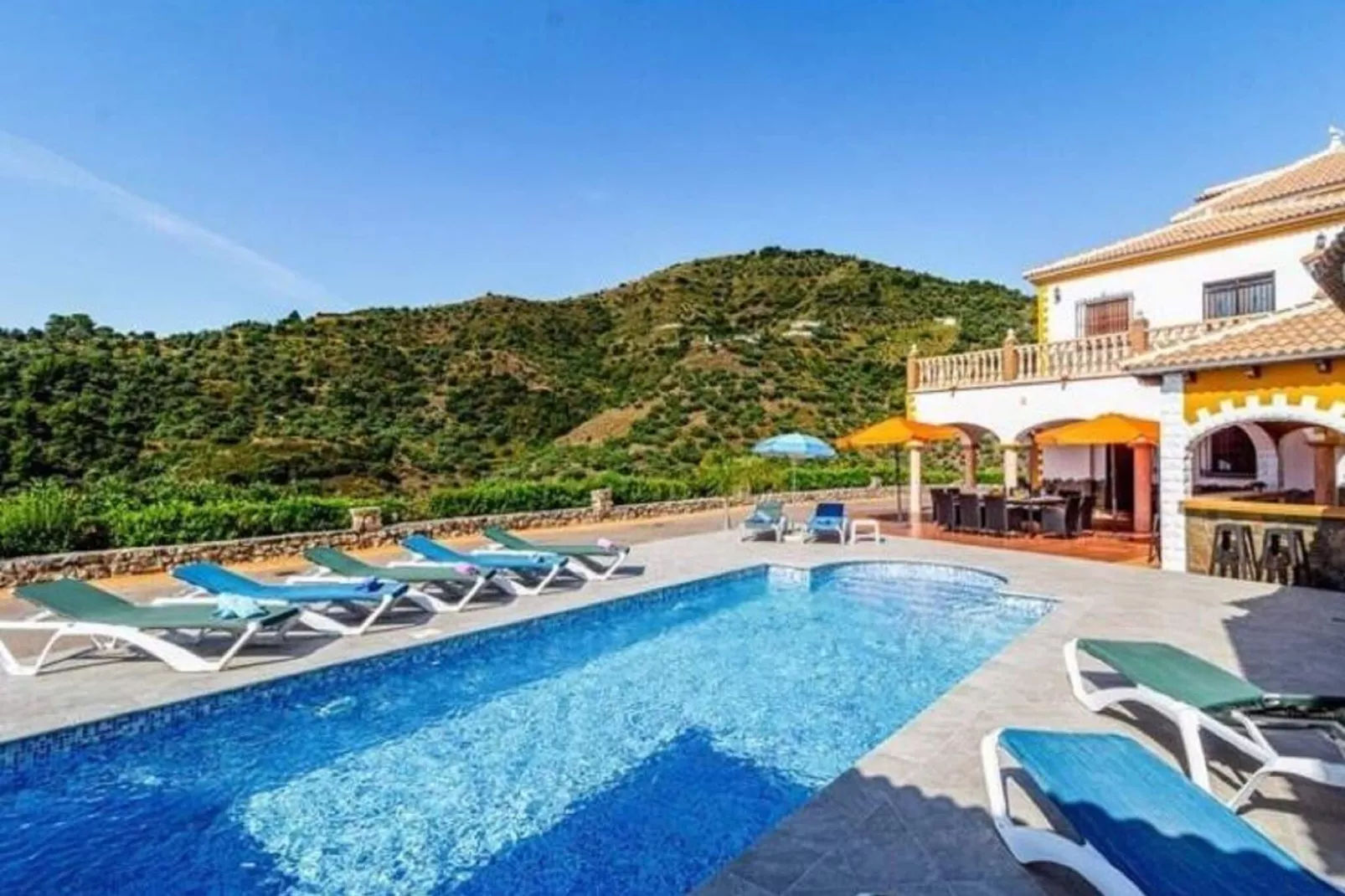 poolofhouse
