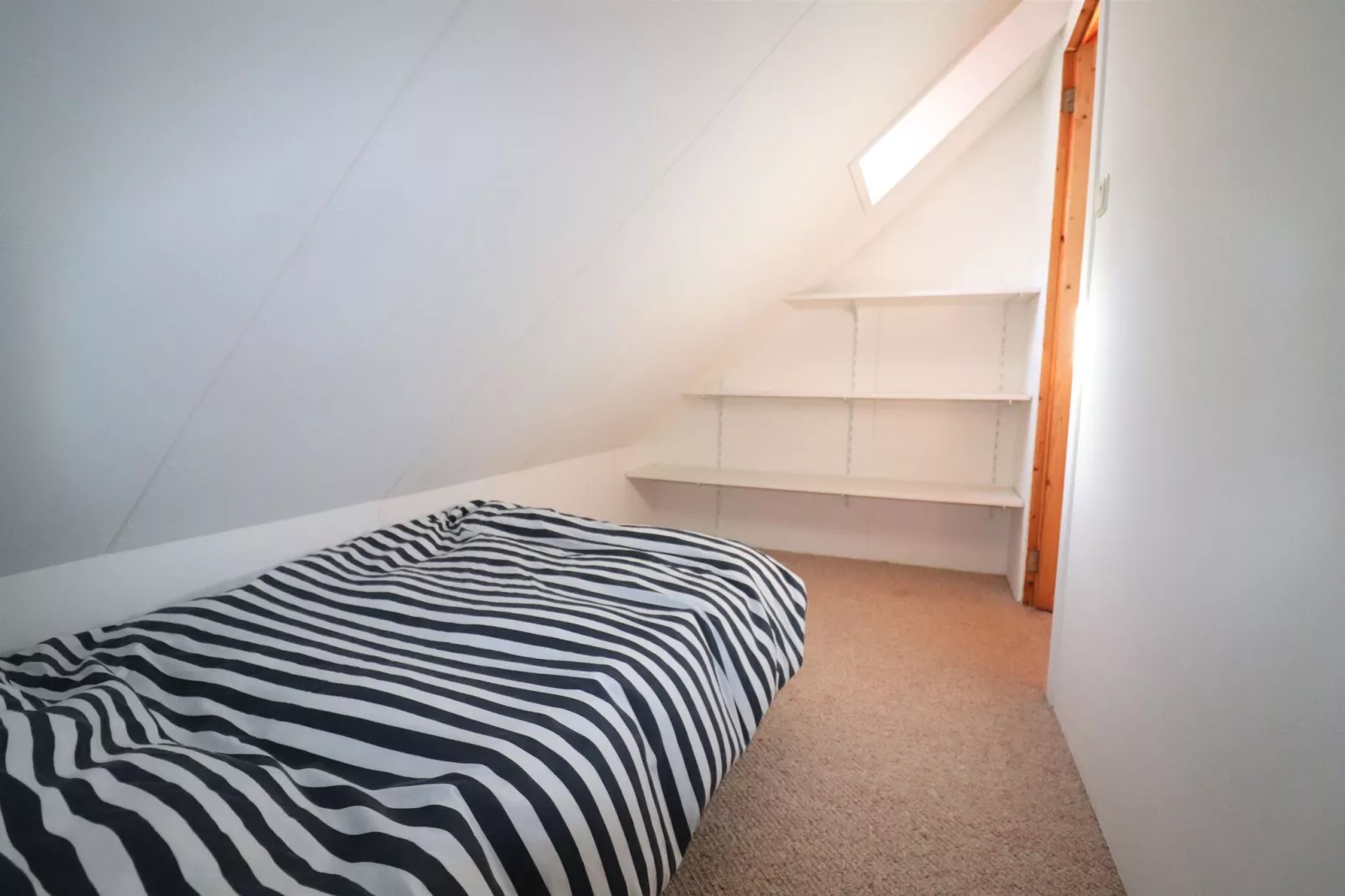 Vakantiehuisje met paard naar Friesland-Slaapkamer