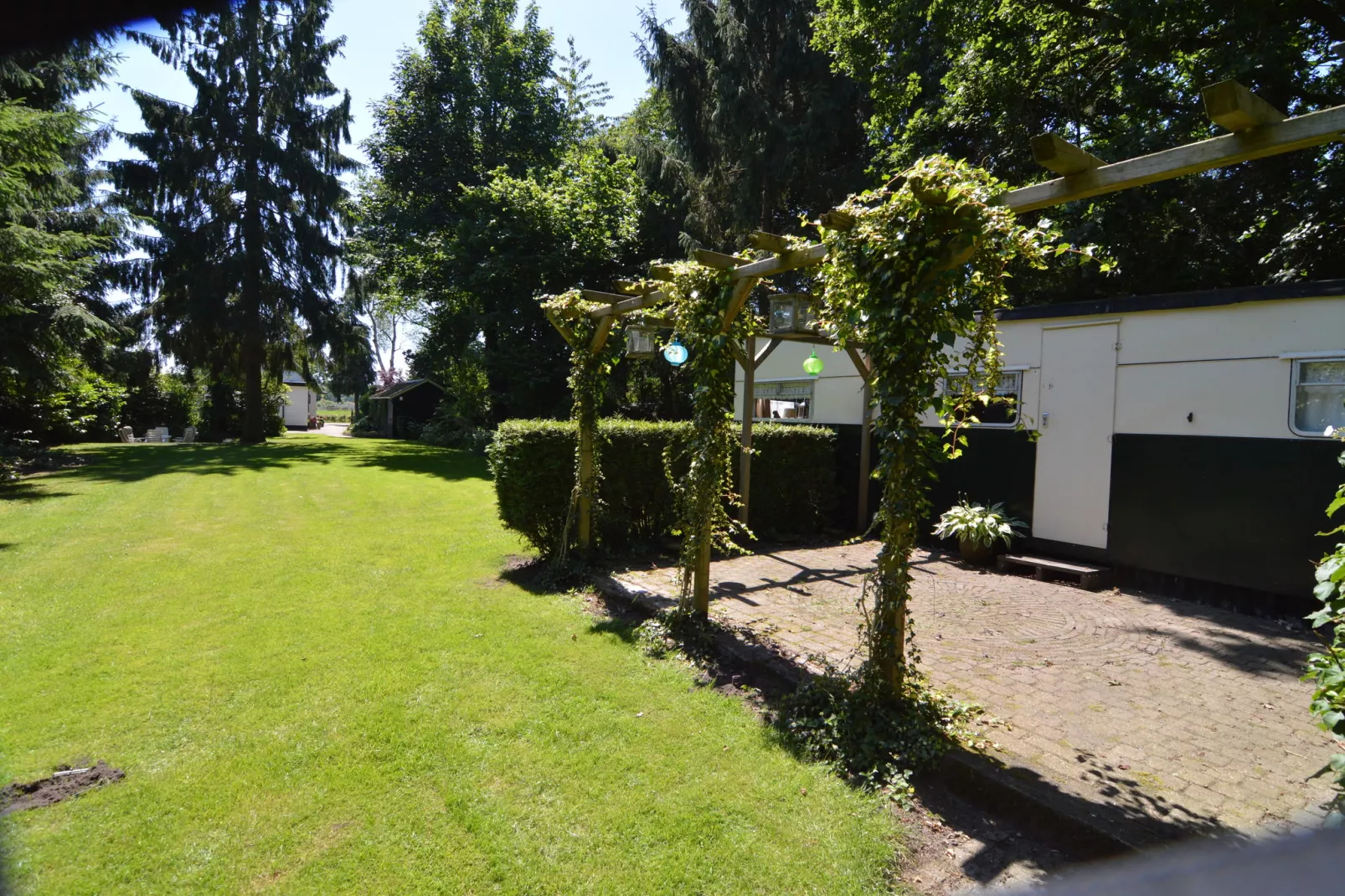 Little White Cottage-Tuinen zomer