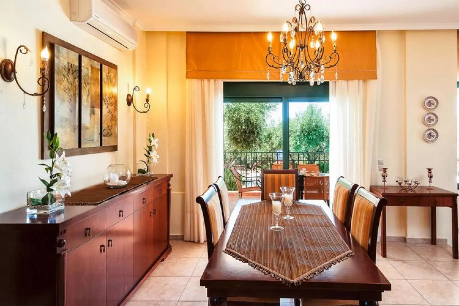 Villa Valia Galatas-Woonkamer