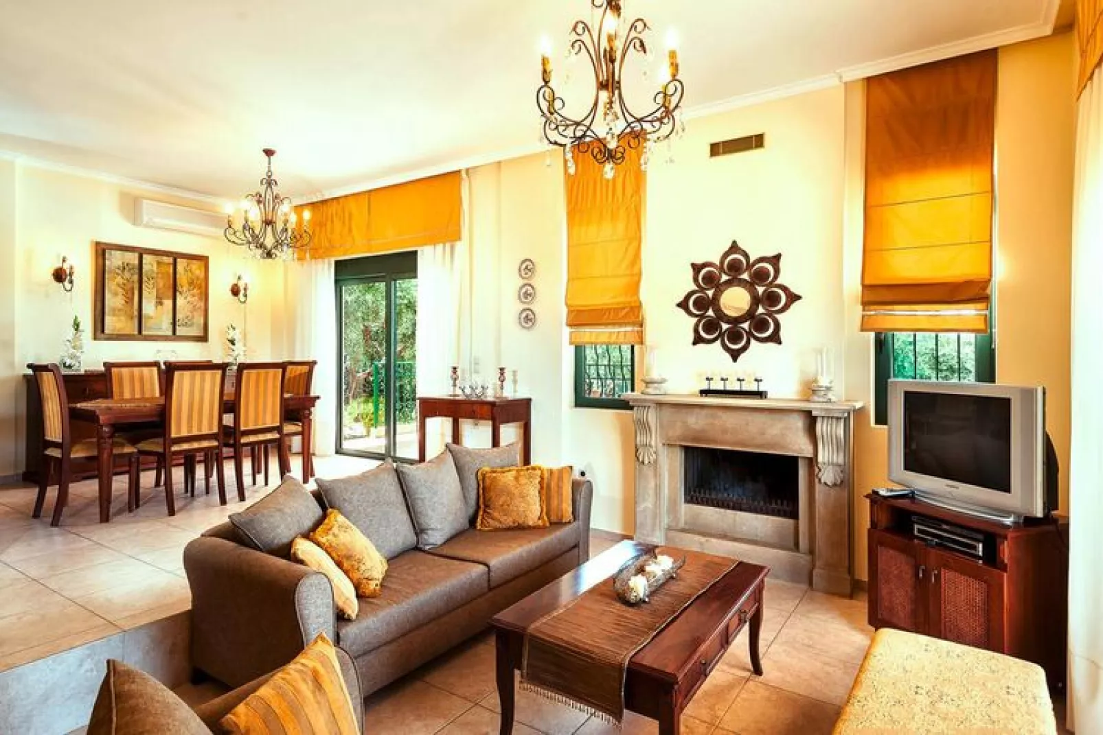 Villa Valia Galatas-Woonkamer